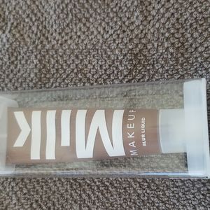 milk makeup blur liquid foundation